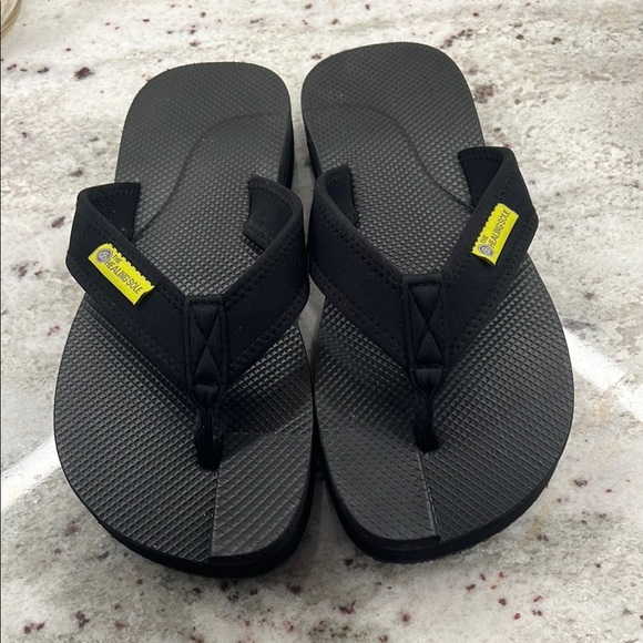 The Healing  Sole- Black Sandals - Picture 6 of 10